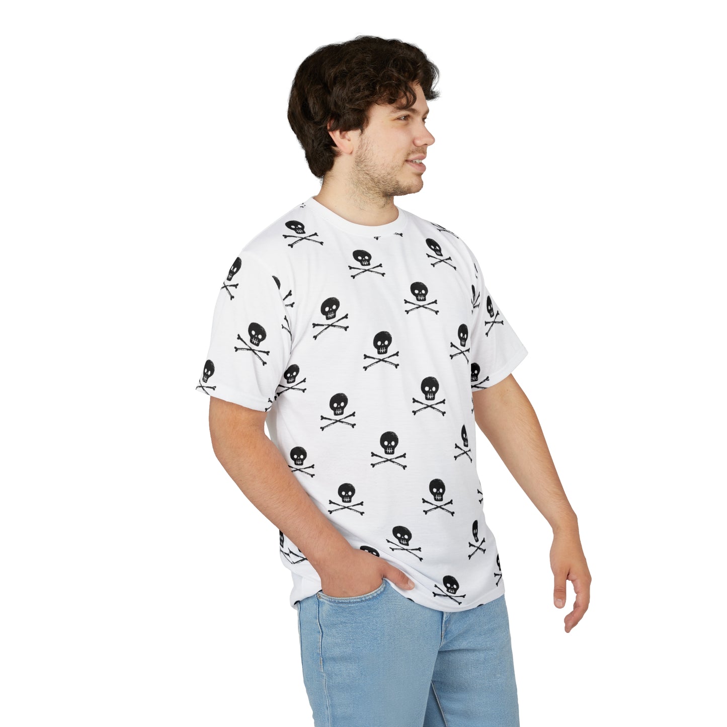 Unisex Skull & Crossbones Tee - Edgy Streetwear for Halloween or Everyday Style